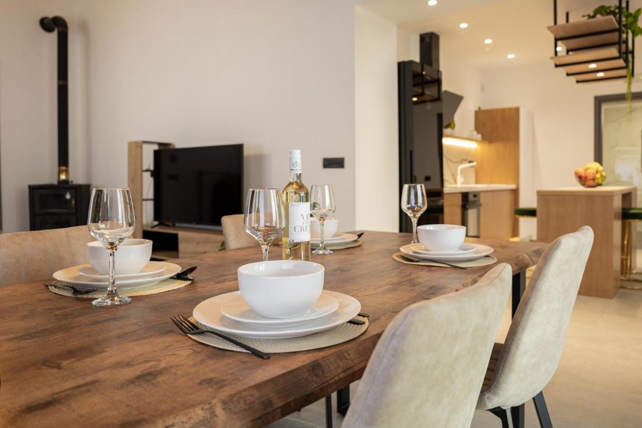 Casa Dionysia - New Lux 2br With Jacuzzi Near Ferienhaus
