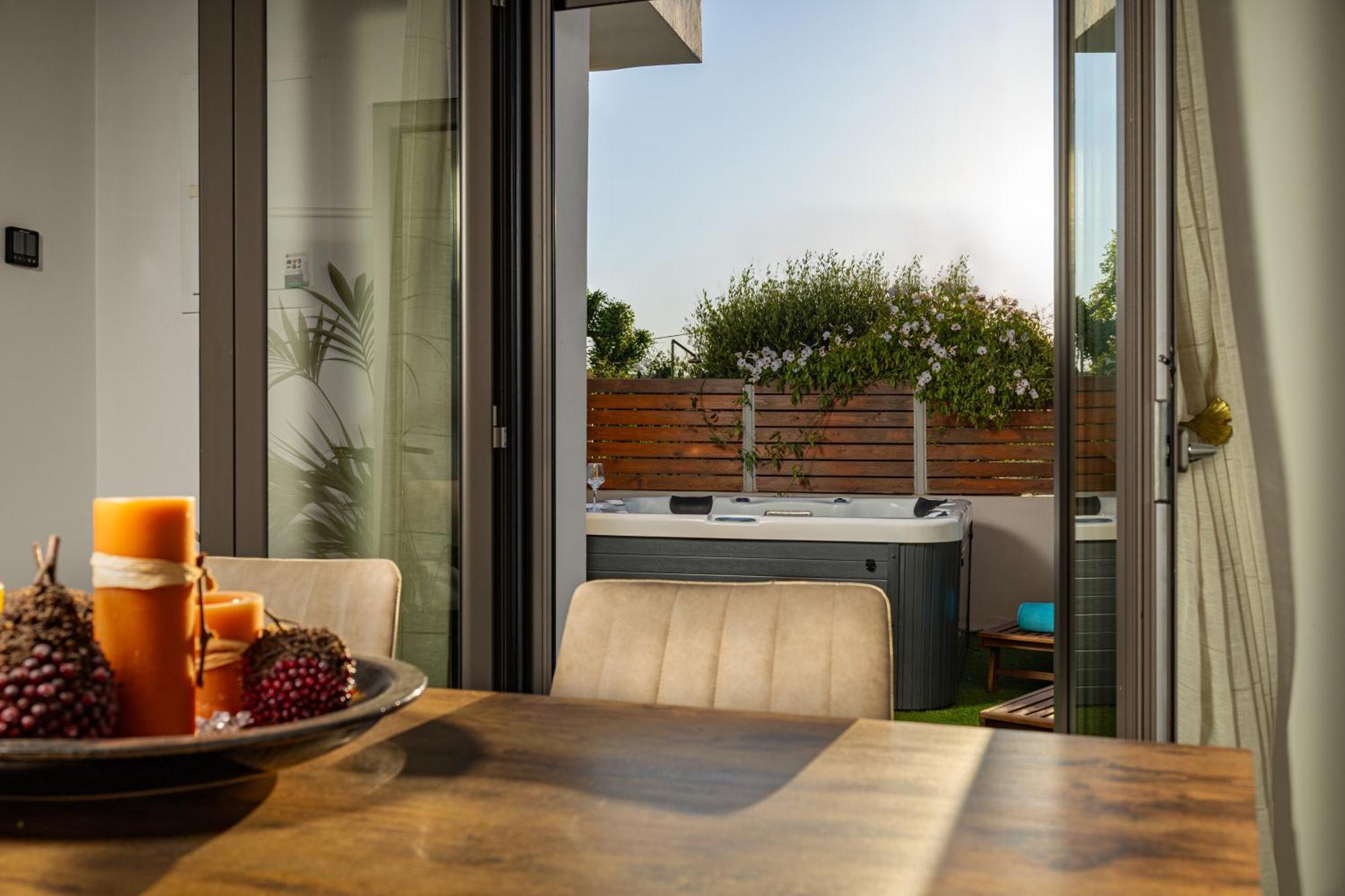Holiday home Casa Dionysia - New Lux 2br With Jacuzzi Near *